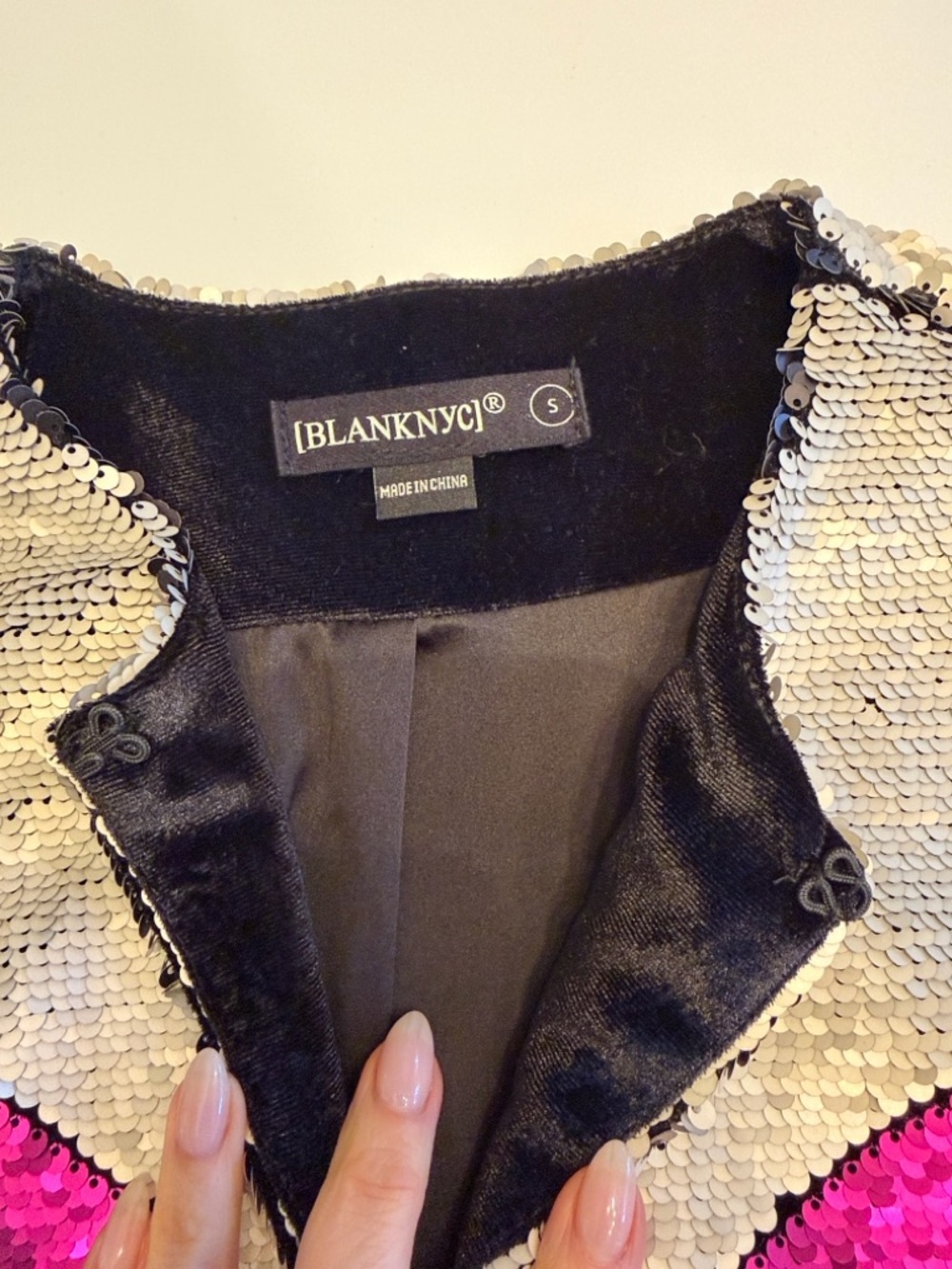 Blank NYC Multicolor Sequin Chevron Blazer Jacket - Picture 6 of 10